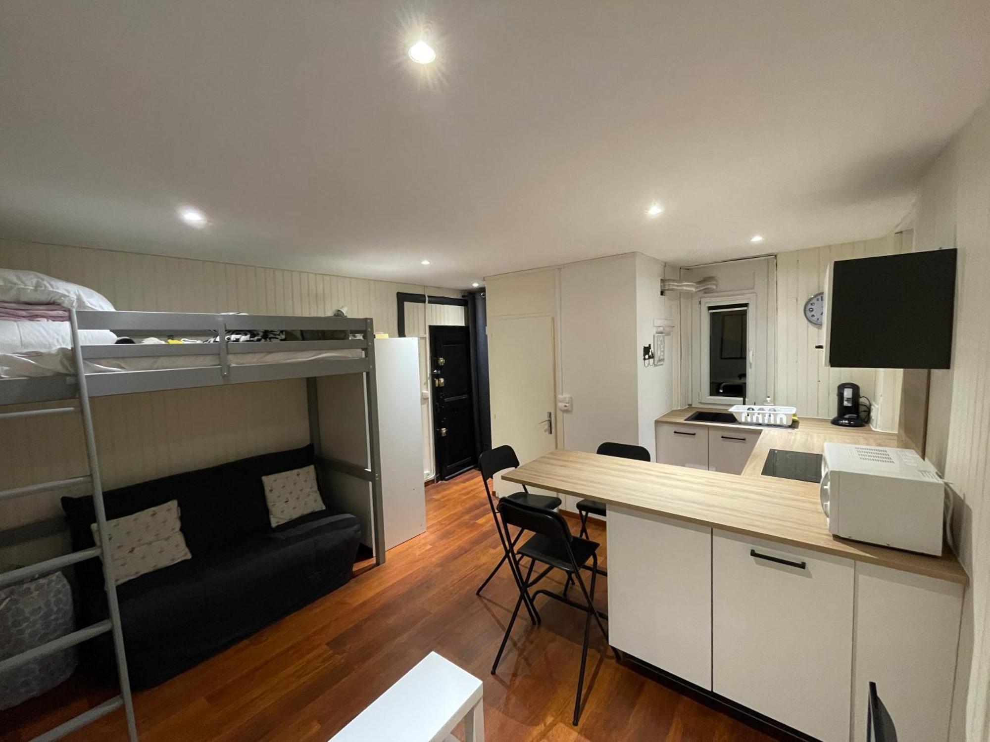 Charmant Studio En Plein Coeur De Chambéry Dış mekan fotoğraf