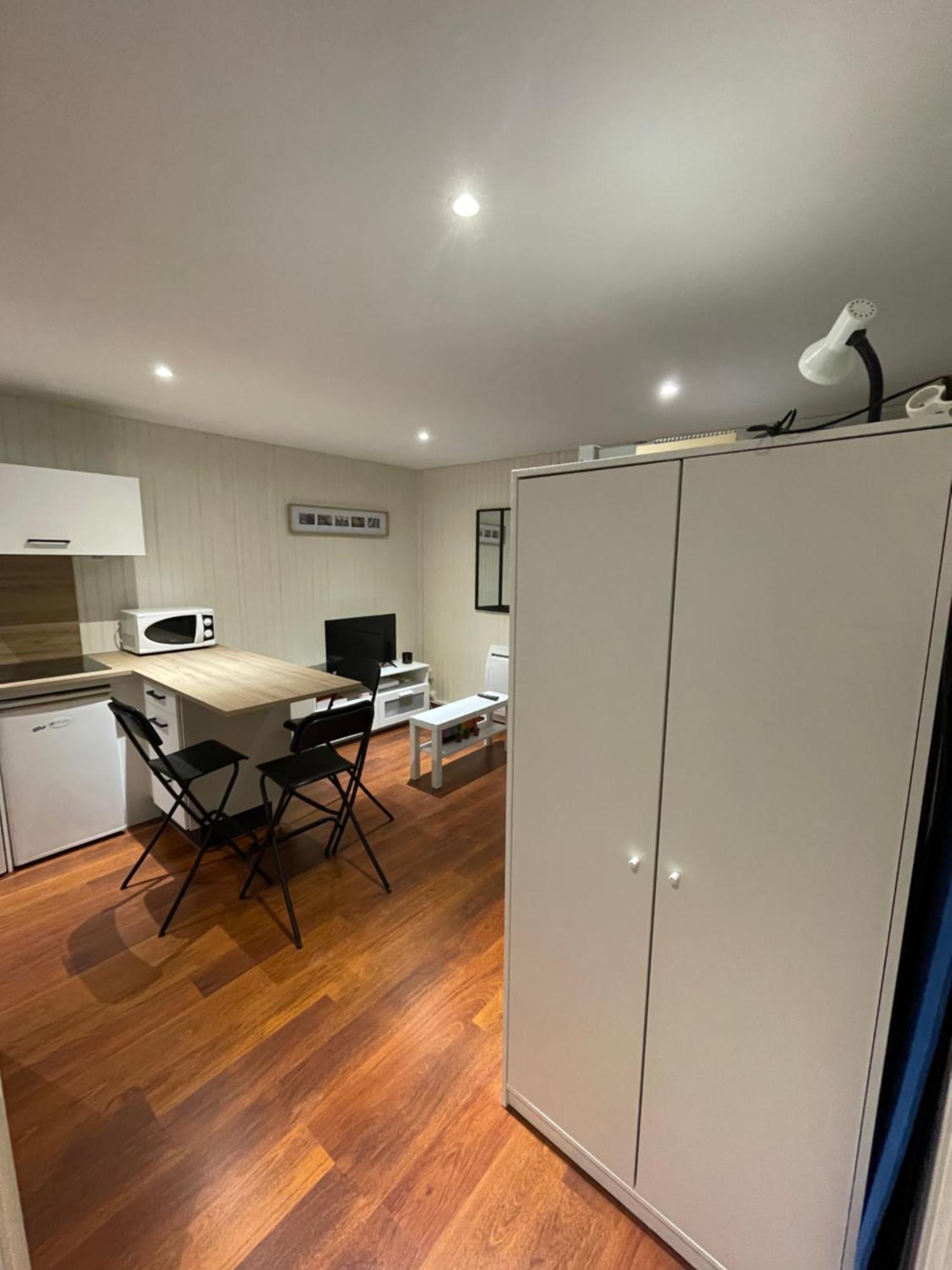 Charmant Studio En Plein Coeur De Chambéry Dış mekan fotoğraf